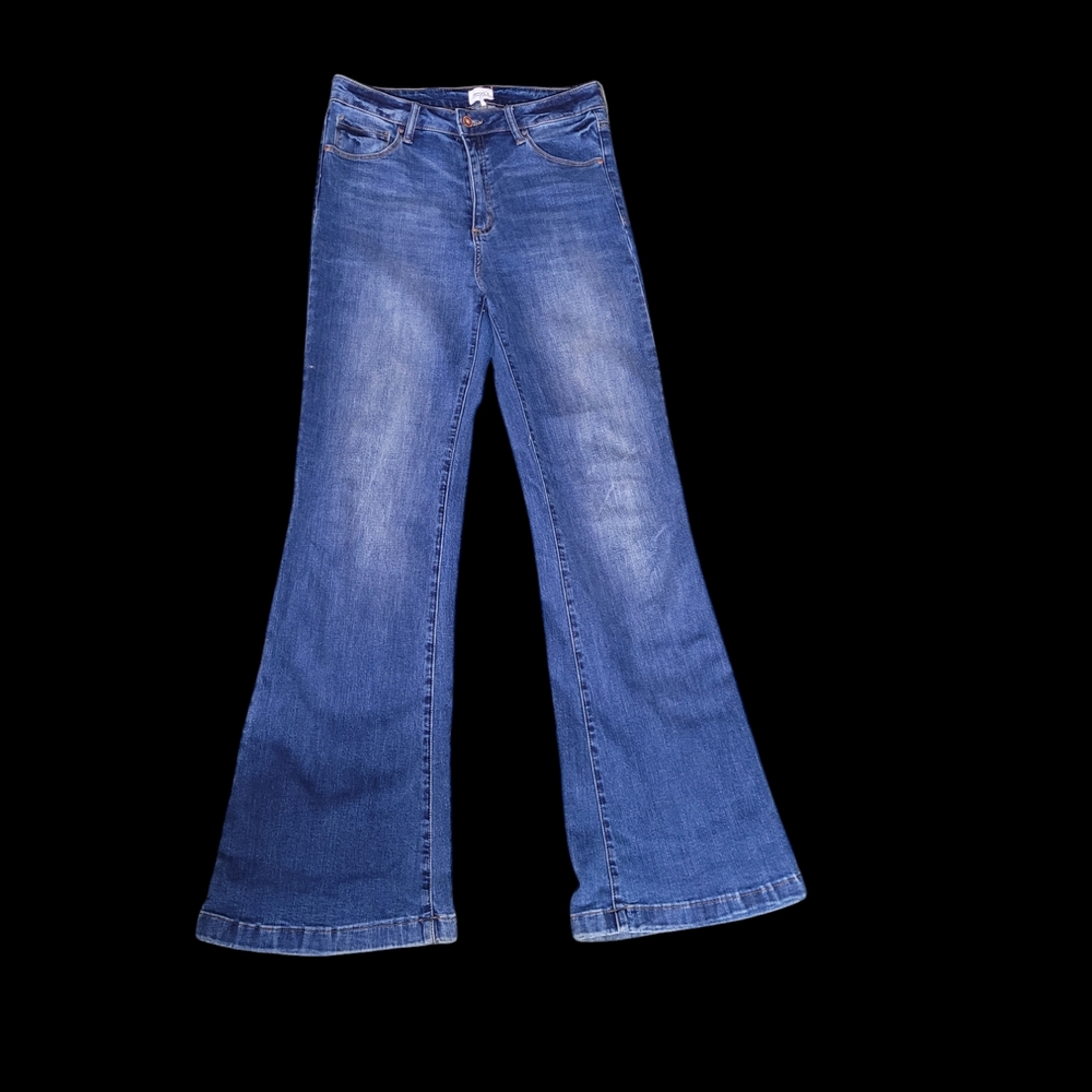 Special A / NWOT / High Rise Boot Cut Denim Jeans / Size 11